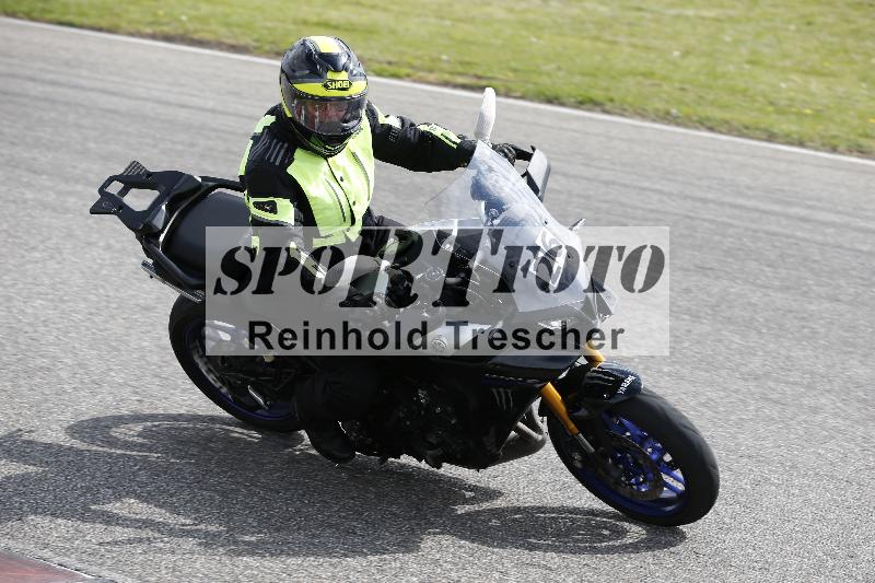 /Archiv-2025/10 23.04.2025 Cornu Master School ADR/gruen-vert/26